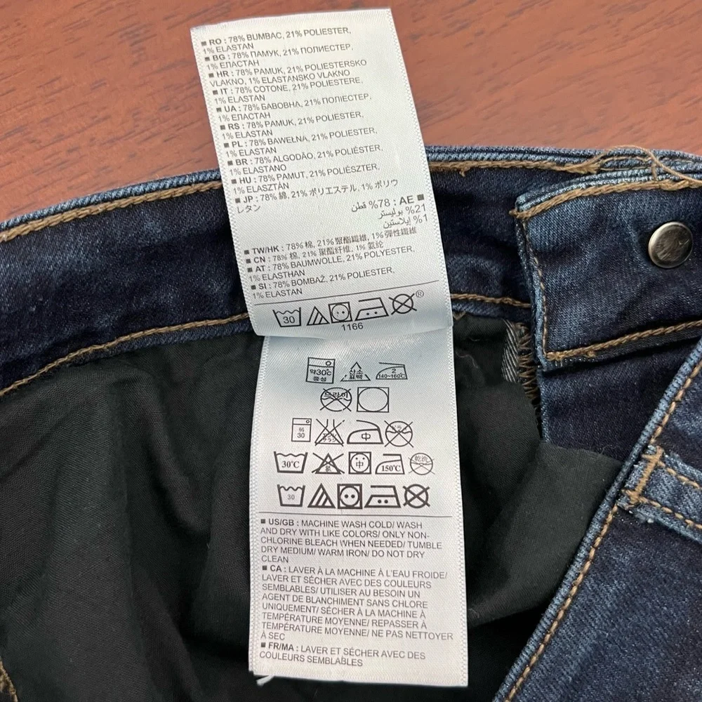 Banana Republic Factory Dark Wash Skinny Fit Jean Size 10 30